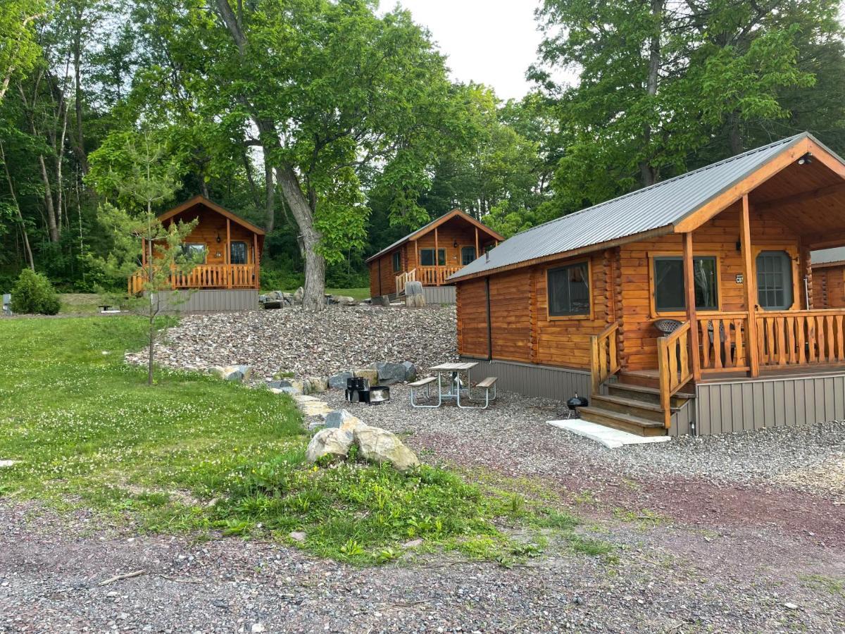 Lakewood Park Campground - Luxury Cabin Barnesville Bagian luar foto